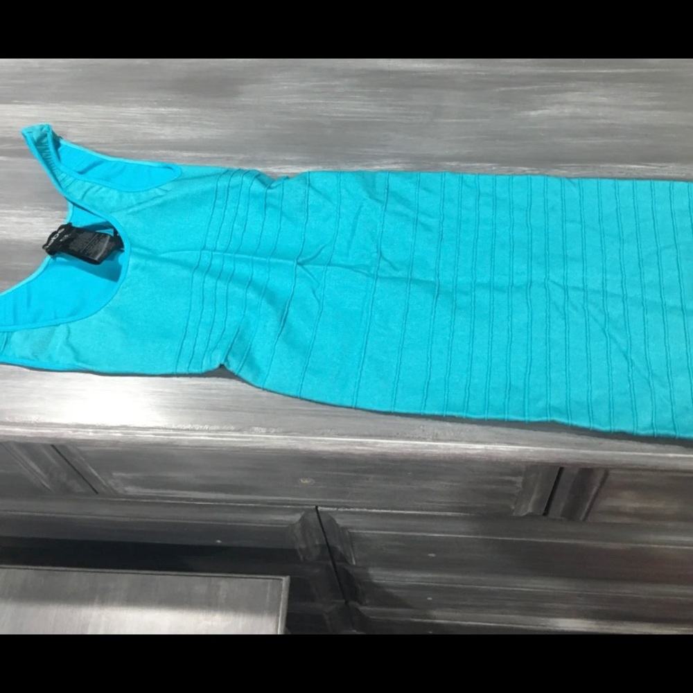 Bebe Dress - Picture 4 of 6